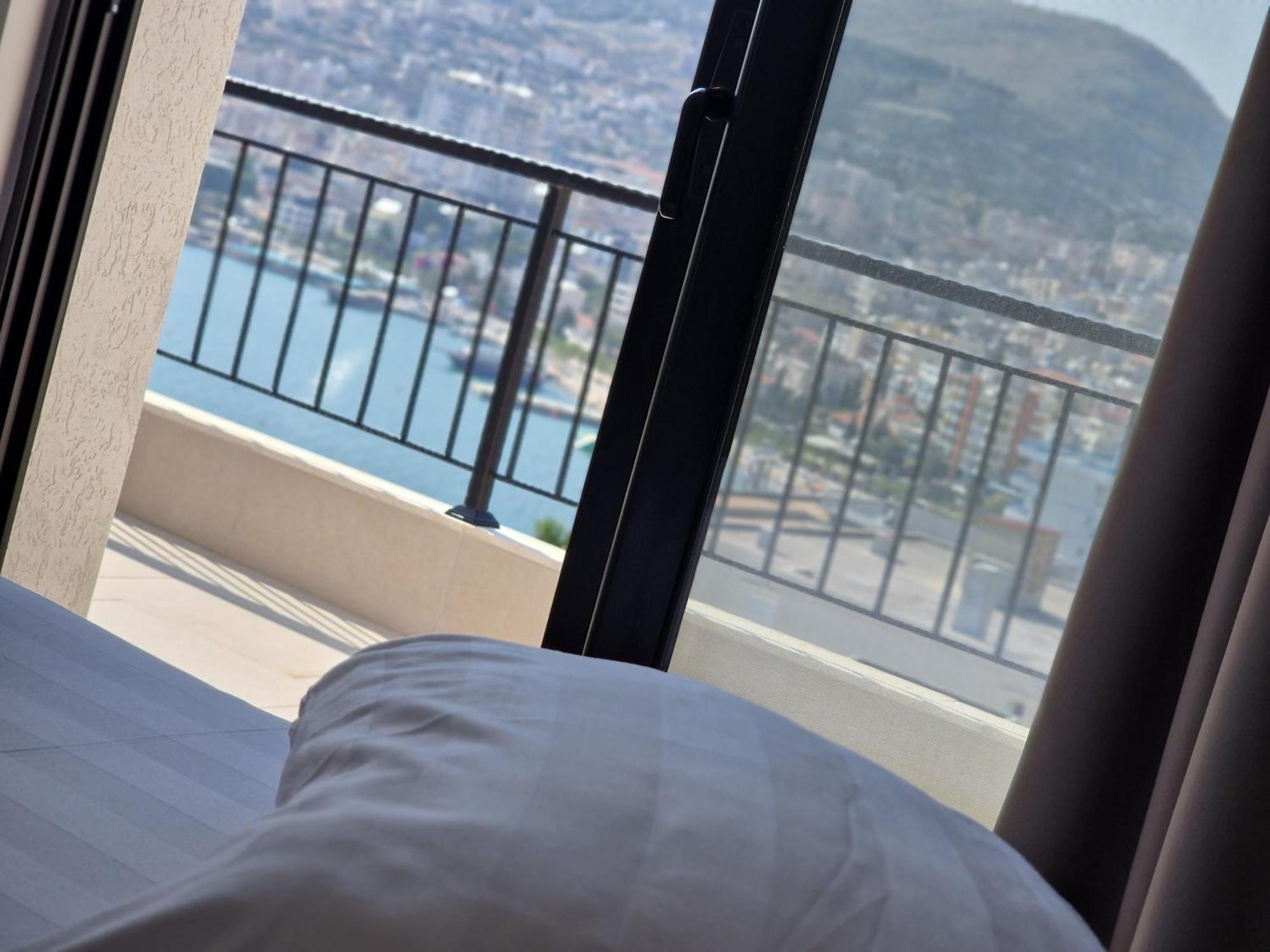 Joanna Suites Sarande Phòng bức ảnh
